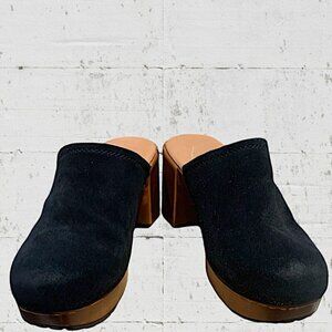 Crown Vintage Black Suede Cami Clogs Size 8